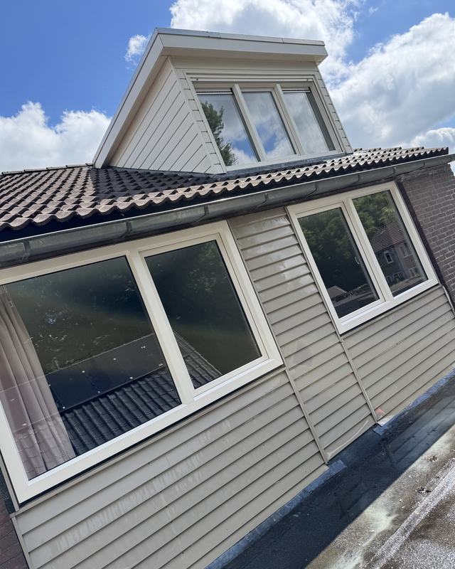 Na: Dakkapel, gevelbekleding en ramen