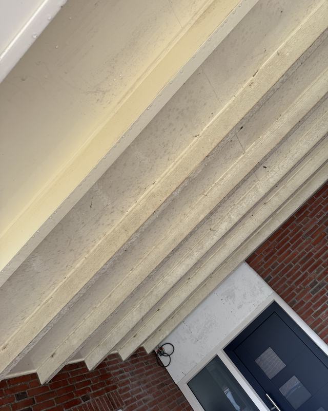Voor: Houten overstek